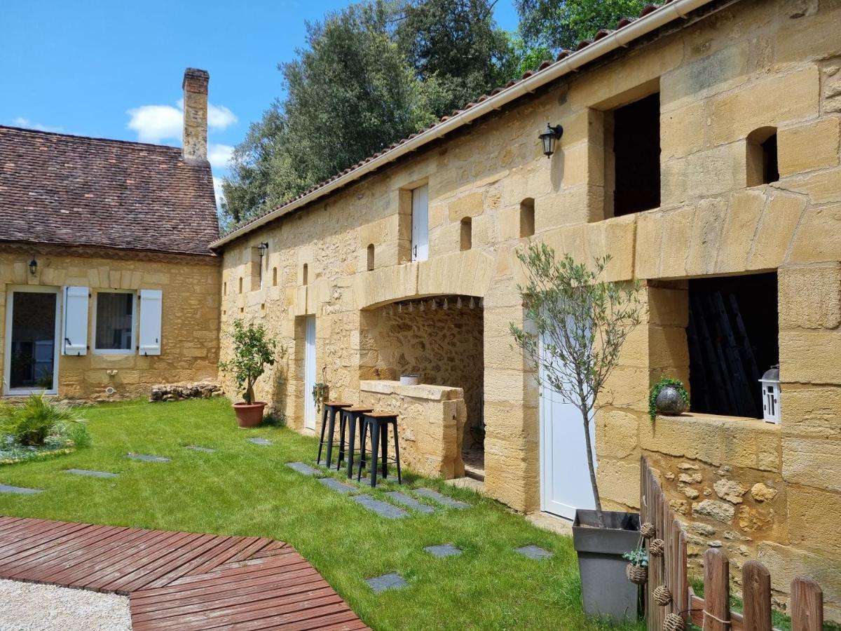 Le Clos De La Caneda Bed & Breakfast *