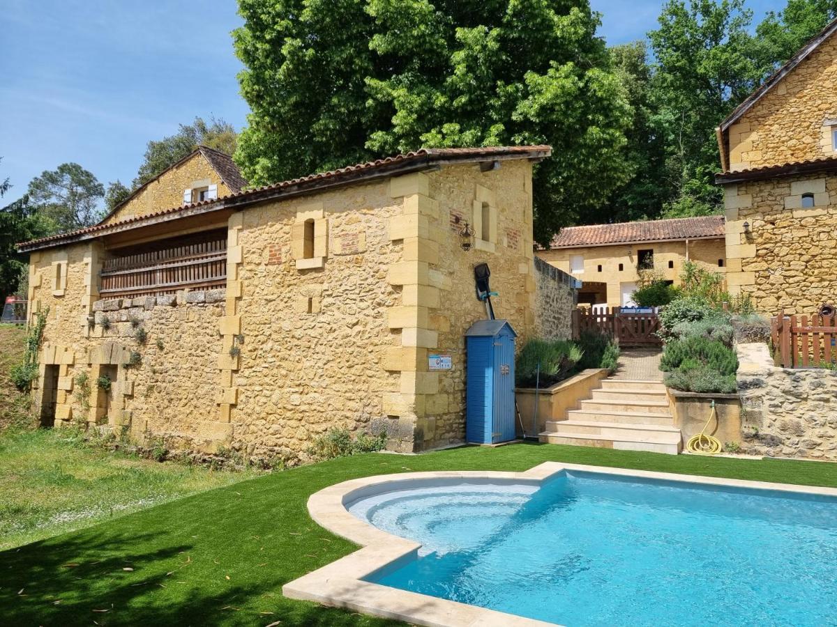 Le Clos De La Caneda Bed & Breakfast *